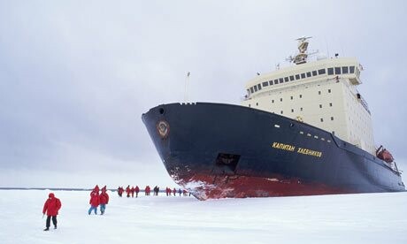 Αμερικανικό παγοθραυστικό σπεύδει στην Ανταρκτική για βοήθεια