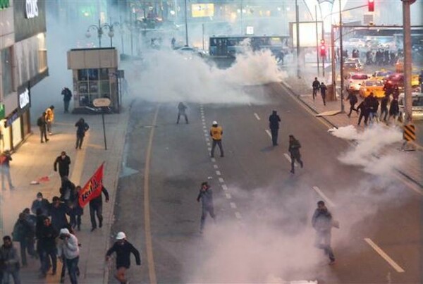 Τουρκία: Οργή στην κηδεία του 15χρονου