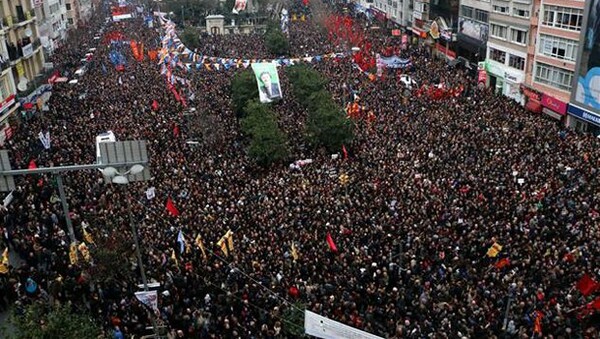 Τουρκία: Οργή στην κηδεία του 15χρονου