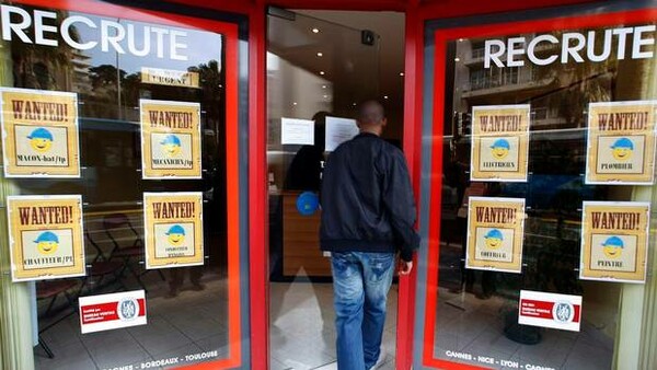 Γαλλία: νέο ιστορικό ρεκόρ στην ανεργία