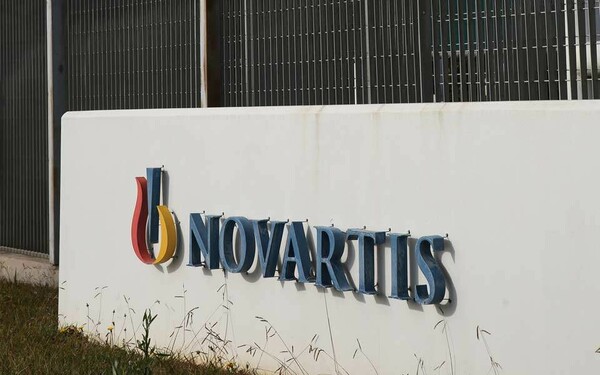 Γερμανικός Τύπος: Μίζες της Novartis σε Έλληνες πολιτικούς;