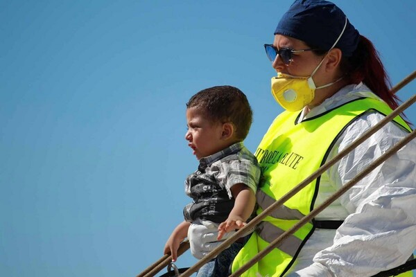 Παρατηρητήριο Ανθρωπίνων Δικαιωμάτων: Η ΕΕ καταδικάζει ανθρώπους σε «εφιαλτικές συνθήκες» στη Λιβύη