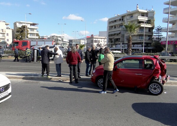 Πριν από λίγο τροχαίο στην παραλιακή