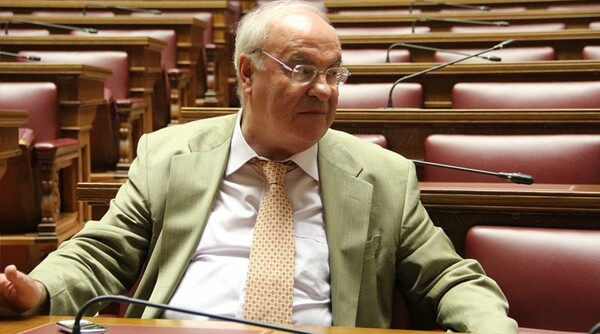 Υπερψηφίστηκε το αντιρατσιστικό