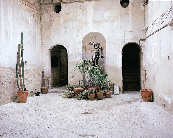 Isolitudine. Από τον Georges Salameh.