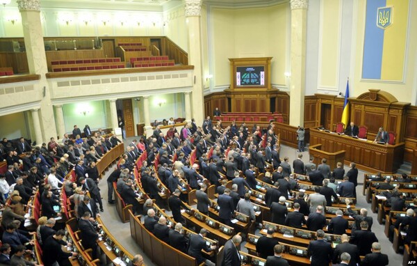 Δεν έγινε δεκτή η παραίτηση του πρωθυπουργού της Ουκρανίας