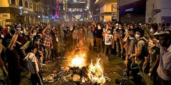 Τουρκία: Καταδίκη συγγραφέα για εξύβριση του Ερντογάν