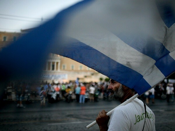 Spiegel: Καλές οι προοπτικές του ελληνικού χρέους