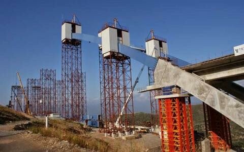 Εντός του 2014 θα δοθεί στην κυκλοφορία η γέφυρα Τσακώνας