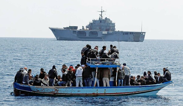 Δεκάδες μετανάστες νεκροί σε νέο ναυάγιο στη Λαμπεντούζα