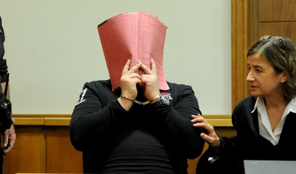 Ο νοσοκόμος serial killer που σκότωνε προσπαθώντας να φανεί ήρωας, κατηγορείται για 97 ακόμη φόνους