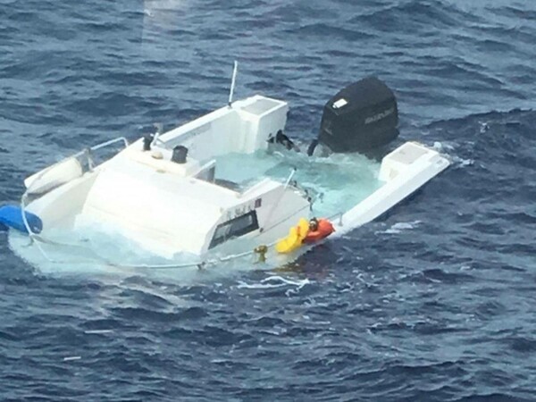 Άντρας επέζησε για 16 ημέρες σε ακυβέρνητο σκάφος στον Ατλαντικό Ωκεανό