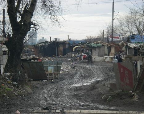 Τρία παιδιά νεκρά από φωτιά σε καταυλισμό