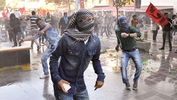 14 Κούρδοι νεκροί σε διαδηλώσεις στην Τουρκία