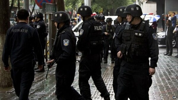 13 νεκροί στην Κίνα από επίθεση σε κυβερνητικό κτήριο