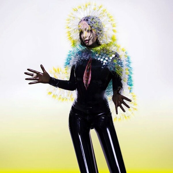 H Björk μόλις κυκλοφόρησε το καινούριο της άλμπουμ