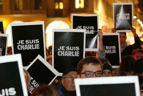 Μουσουλμάνοι ανά τον κόσμο καταδικάζουν την επίθεση στο Charlie Hebdo