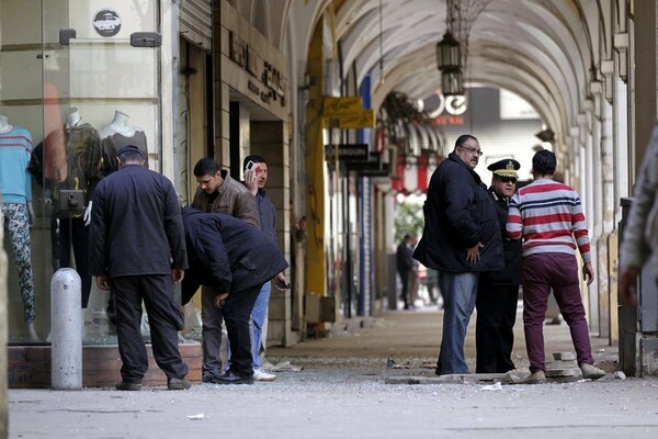 Έκρηξη βόμβας στην Αλεξάνδρεια με έναν νεκρό