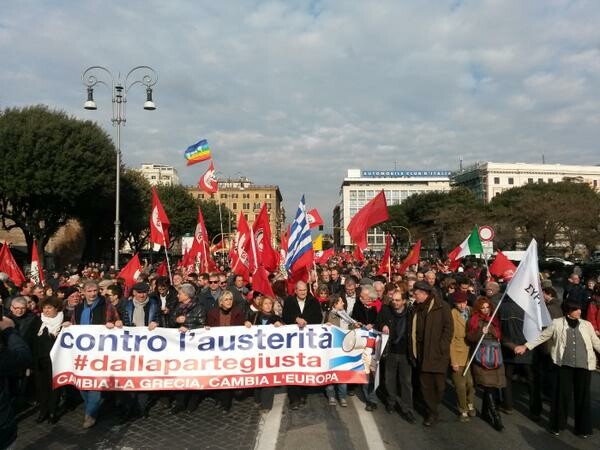 Φωτογραφίες και βίντεο απ' την πορεία υπέρ της Ελλάδας στη Ρώμη