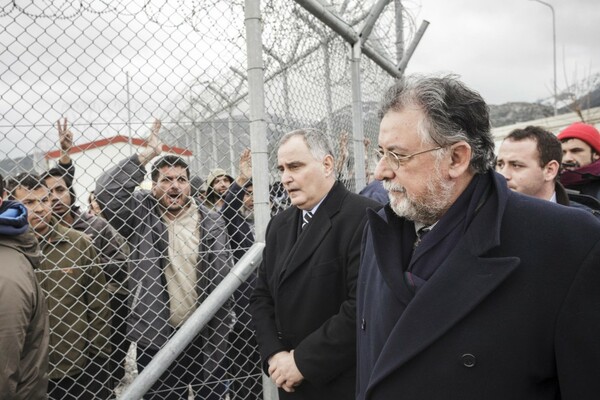Θρίλερ με την απόφαση βόμβα για τους μετανάστες - Διάψευση από το Υπουργείο