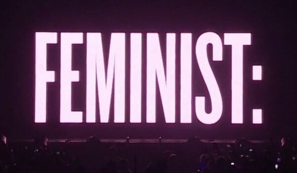 Η λέξη “feminist” ανάμεσα στις χειρότερες της χρονιάς;