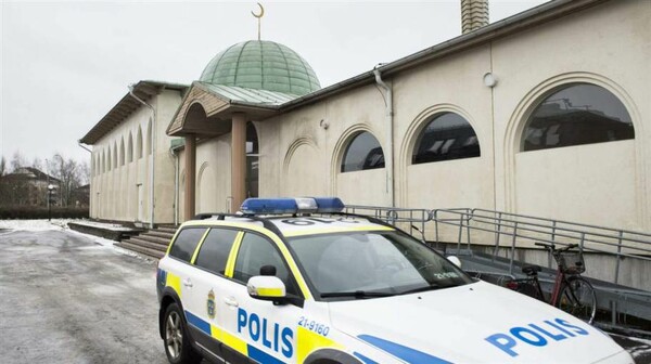 Τρίτος εμπρησμός τεμένους στη Σουηδία