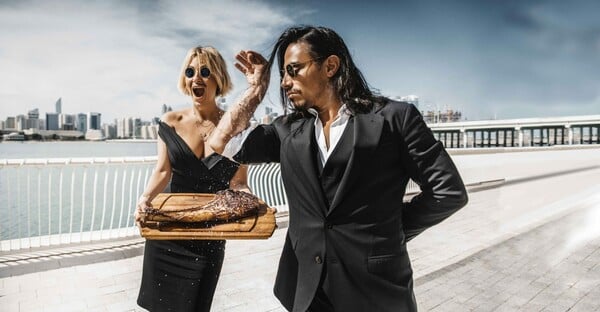 Ο Salt Bae απογοητεύει τη Νέα Υόρκη - Πανάκριβες, μικρές μερίδες