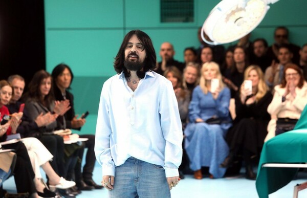 Ο οίκος Gucci ανακοίνωσε μια τεράστια δωρεά στο κίνημα για τον έλεγχο της οπλοκατοχής