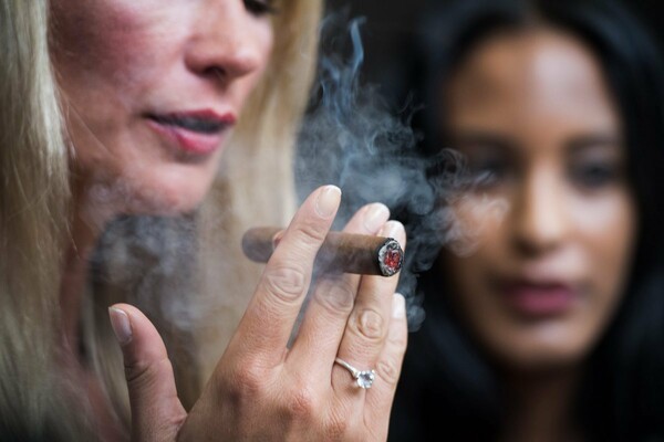 Το 71% των Αυστριακών ζητά δημοψήφισμα για την απαγόρευση του καπνίσματος στην εστίαση