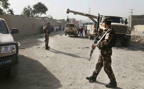 Επίθεση αυτοκτονίας κοντά σε τέμενος στην Καμπούλ - Τουλάχιστον 26 νεκροί