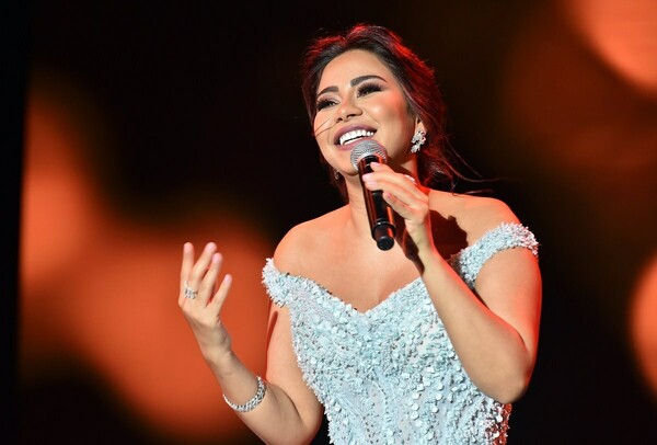 Αιγύπτια τραγουδίστρια τιμωρήθηκε με φυλάκιση γιατί προσέβαλε το Νείλο