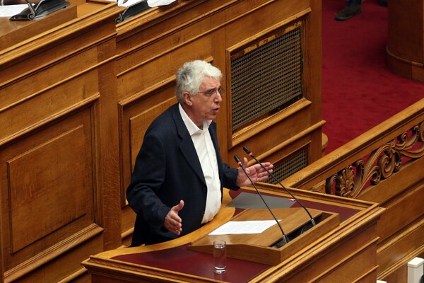 Παρασκευόπουλος: Η επιτροπή για τη Novartis κάνει ότι ακριβώς προβλέπει το Σύνταγμα