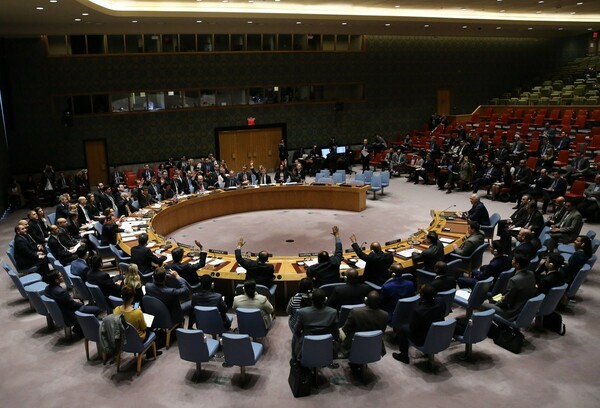 Οι ΗΠΑ ζητούν από τον ΟΗΕ νέα έρευνα για τη χρήση χημικών όπλων στη Συρία