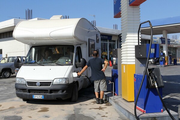 Συστηματικό λαθρεμπόριο και φοροδιαφυγή από πρατήριο καυσίμων - Δεν κατέβαλε φόρους 1,4 εκατομμυρίων ευρώ