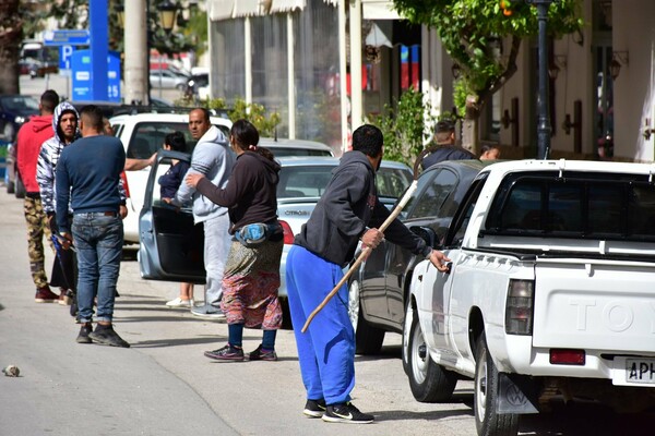 Επεισόδια σε διανομή τροφίμων στο Ναύπλιο