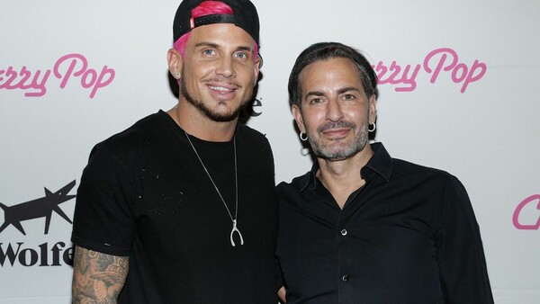 O Marc Jacobs έκανε πρόταση γάμου στον Charly Defrancesco με πολύ πρωτότυπο τρόπο