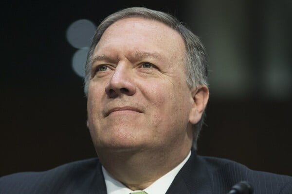 Ο διευθυντής της CIA ταξίδεψε μυστικά στη Β. Κορέα και συναντήθηκε με τον Κιμ Γιονγκ Ουν