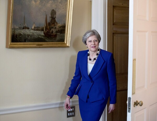 Οδυνηρή ήττα για την πρωθυπουργό Τερέζα Μέι για το Brexit στη Βουλή των Λόρδων