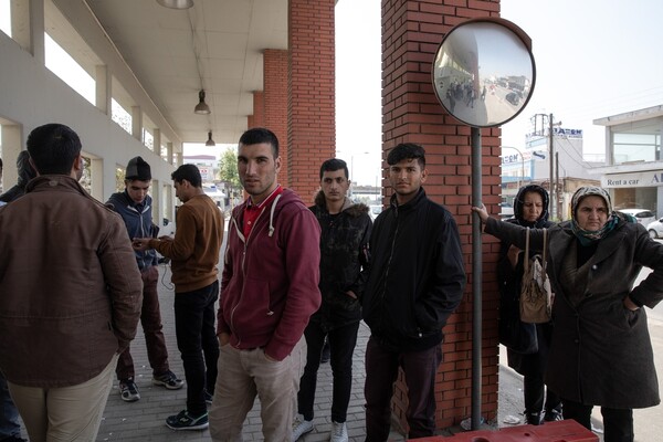Σε «μικρή Ειδομένη» έχει μετατραπεί το Αστυνομικό Μέγαρο Θεσσαλονίκης