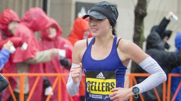 Η νοσοκόμα που τερμάτισε δεύτερη στη Βοστώνη έχοντας τρέξει μόνο έναν μαραθώνιο στη ζωή της