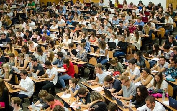 Φέτος αυξάνεται ο αριθμός των εισακτεών στην τριτοβάθμια, ανακοίνωσε ο Γαβρόγλου