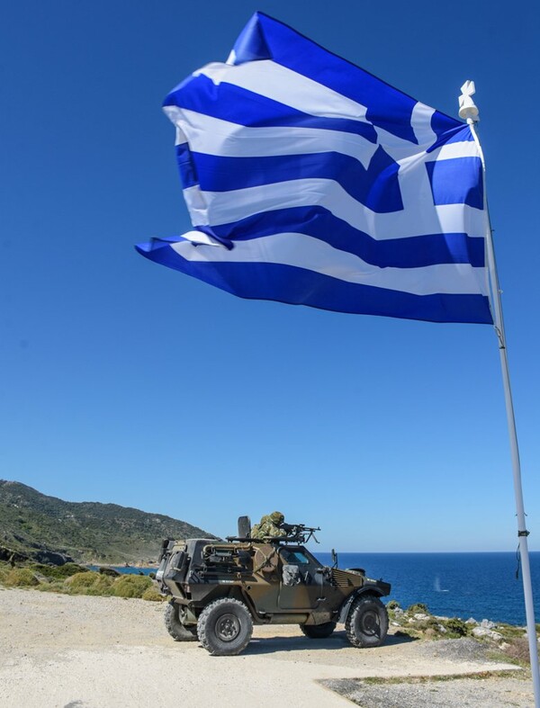 Καμμένος: Αν έχουν τα κότσια οι Τούρκοι ας τολμήσουν - Ενωμένοι οι Έλληνες θα τσακίσουμε την Τουρκία