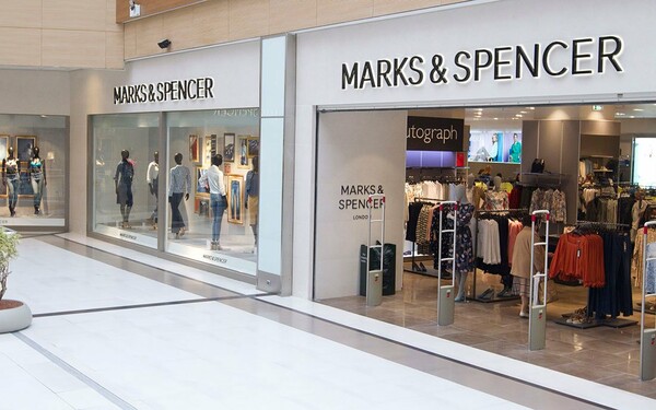 Τα MARKS & SPENCER εγκαινιάζουν ένα νέο, σύγχρονο κατάστημα
