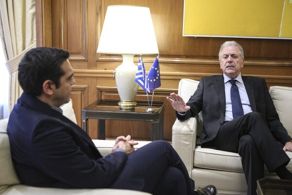 Αβραμόπουλος σε Τσίπρα για το προσφυγικό: Να επιταχυνθούν οι επιστροφές στην Τουρκία