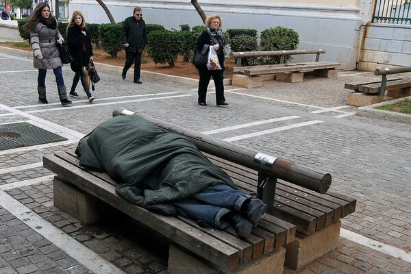 Νέα κοινωνική δομή αντιμετώπισης της φτώχειας από τον δήμο Αθηναίων