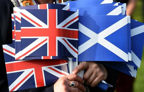Το κοινοβούλιο της Σκωτίας απέρριψε το νομοσχέδιο της Μέι για το Brexit