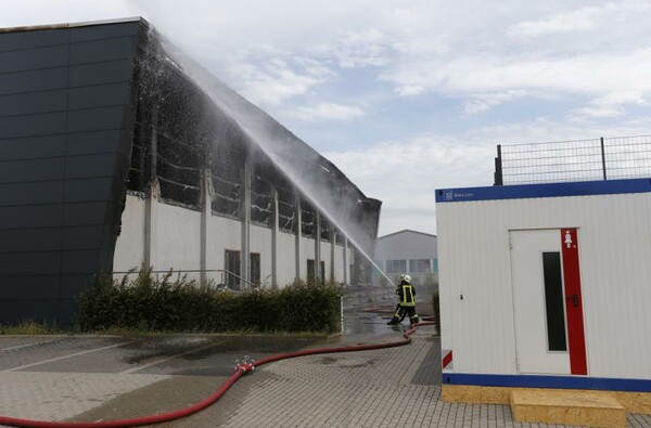 Έκαψαν χώρο που θα φιλοξενούσε πρόσφυγες στο Βερολίνο