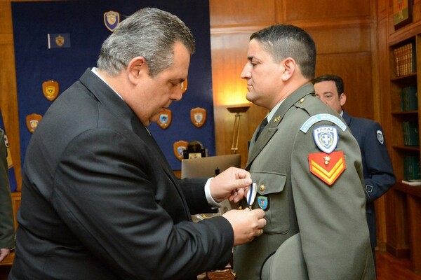 Μετάλλιο Εξόχου Πράξεως στον λοχία που έσωσε τους πρόσφυγες στη Ρόδο