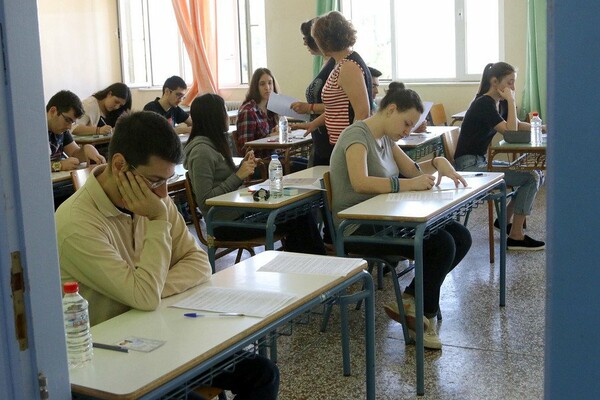 Πανελλαδικές: Τα θέματα σε Βιολογία, Φυσική, Μαθηματικά και Ιστορία