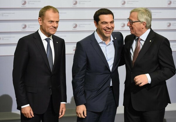 Handelsblatt: Χώρες της βόρειας και ανατολικής Ευρώπης σκληραίνουν τη στάση τους απέναντι στην Ελλάδα